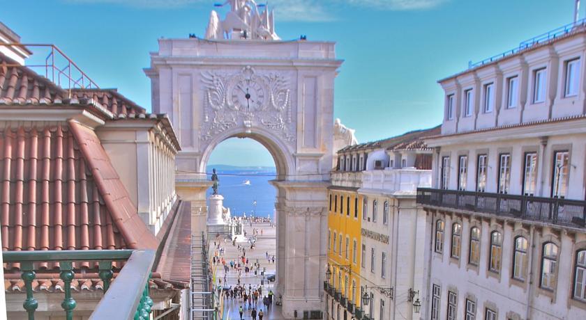 Apartment Your In Bairro Alto Lisbon