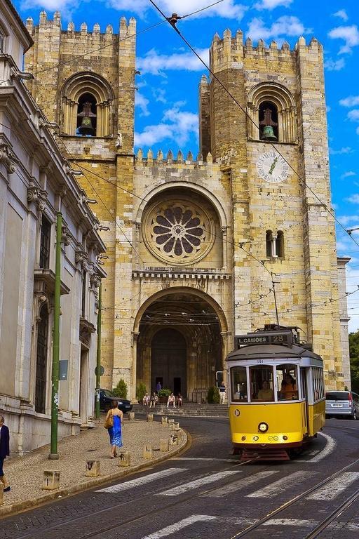 Your In Bairro Alto Apartment Lisbon